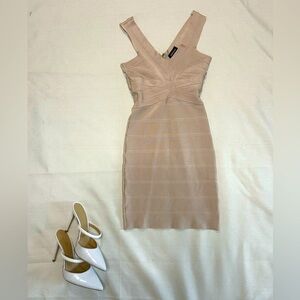 Bebe wrap dress
